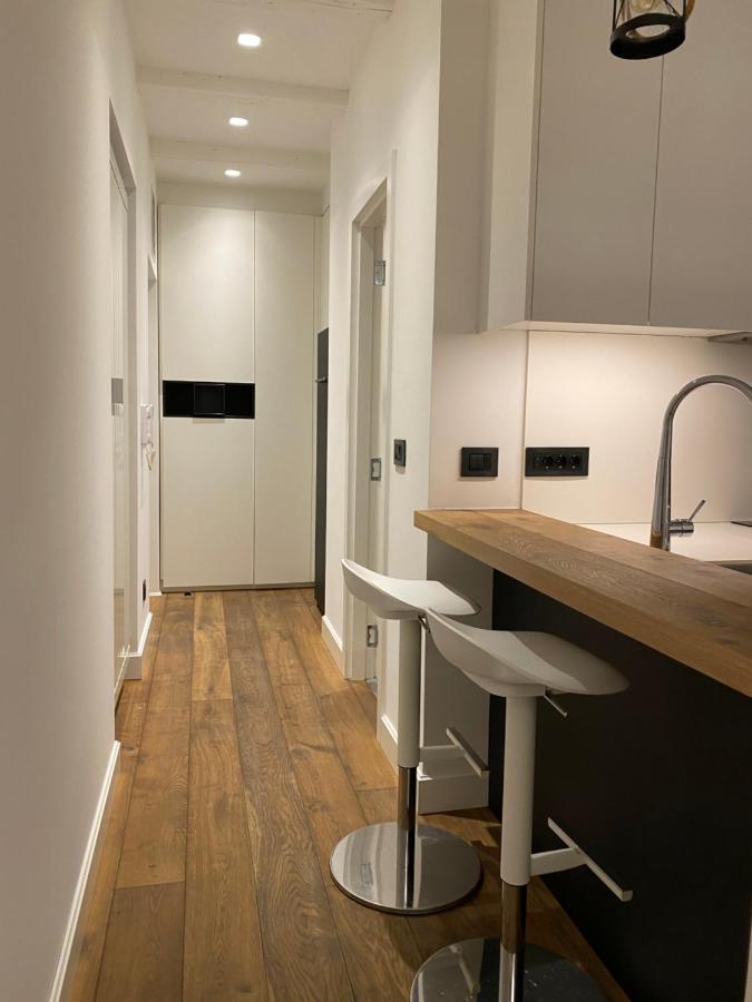 Enjoy B-52 Studio Belgrado Esterno foto